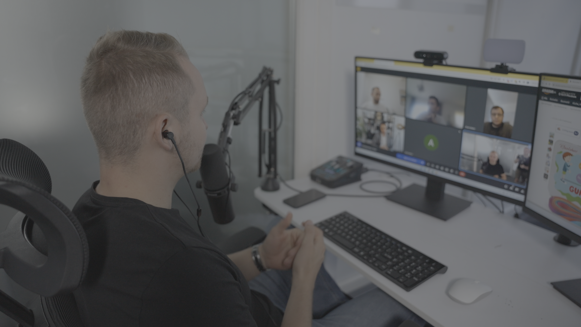 Kilian Sell in einer Mitarbeiterschulung online